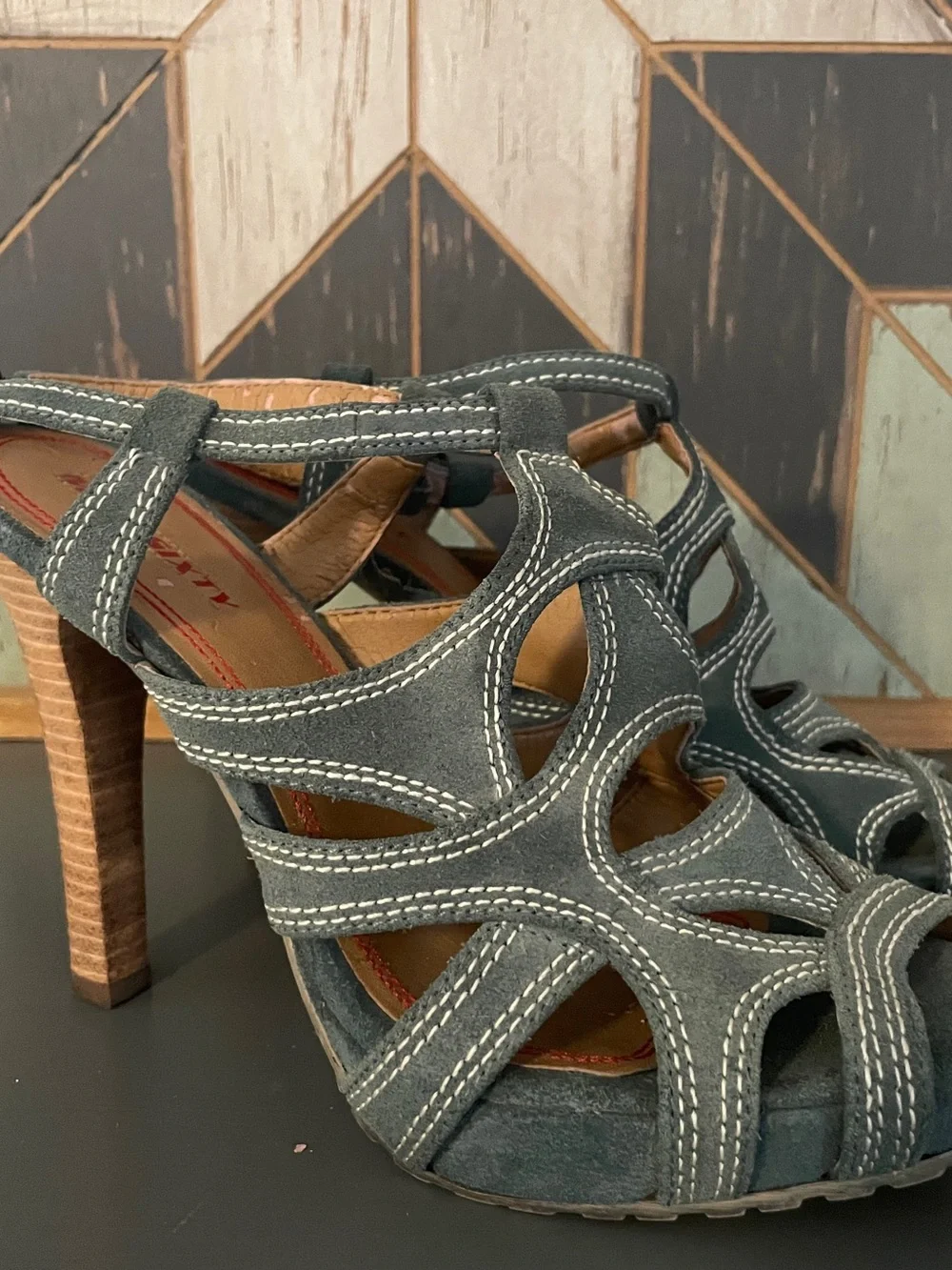 Vintage Y2K Miss Sixty “Indigo” Blue Gray Suede Wood Platform High Heels US 8